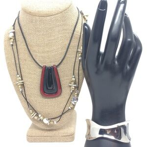 CHICO'S NECKLACE BRACELET LOT SILVER TONE CLAMPER GOLD TONE BEAD RED PENDANT